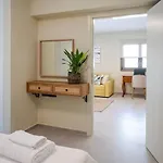 Mi Casa Su Casa